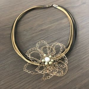 Pearls flower choker necklace leather gold cute unique classy pearl casual